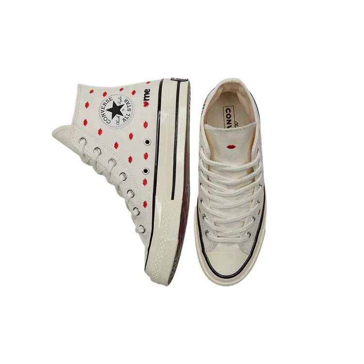 Chuck 70 Embroidered Lips High “Love Me – Vintage White” Chuck 70 Embroidered Lips High “Love Me – Vintage White”